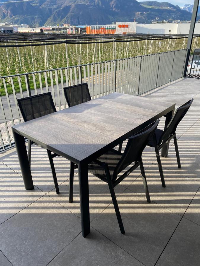 Apartment New Great With 25m Pool Bolzano